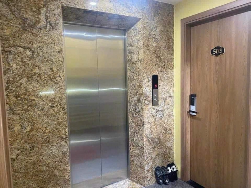 Tôi chủ nhà cho thuê nhà lô góc mới vỉa hè 96m2- 5T Giảng Võ_32 Tr